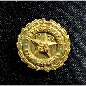 METROPOLITAN LIFE  Employee 1937 2nd Year Star Salesman Pin
